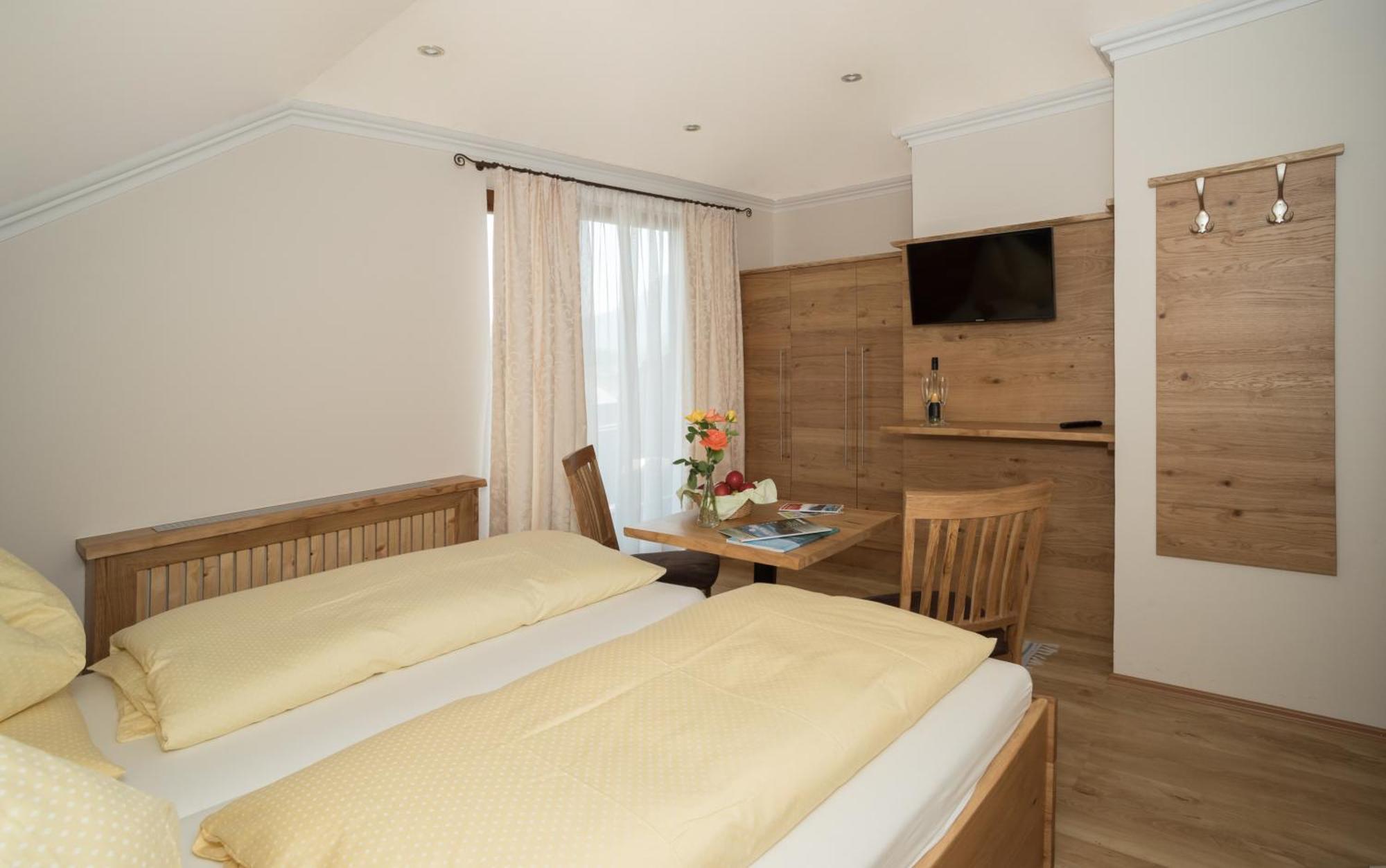 Gaestehaus Kasbichler Saint Wolfgang エクステリア 写真