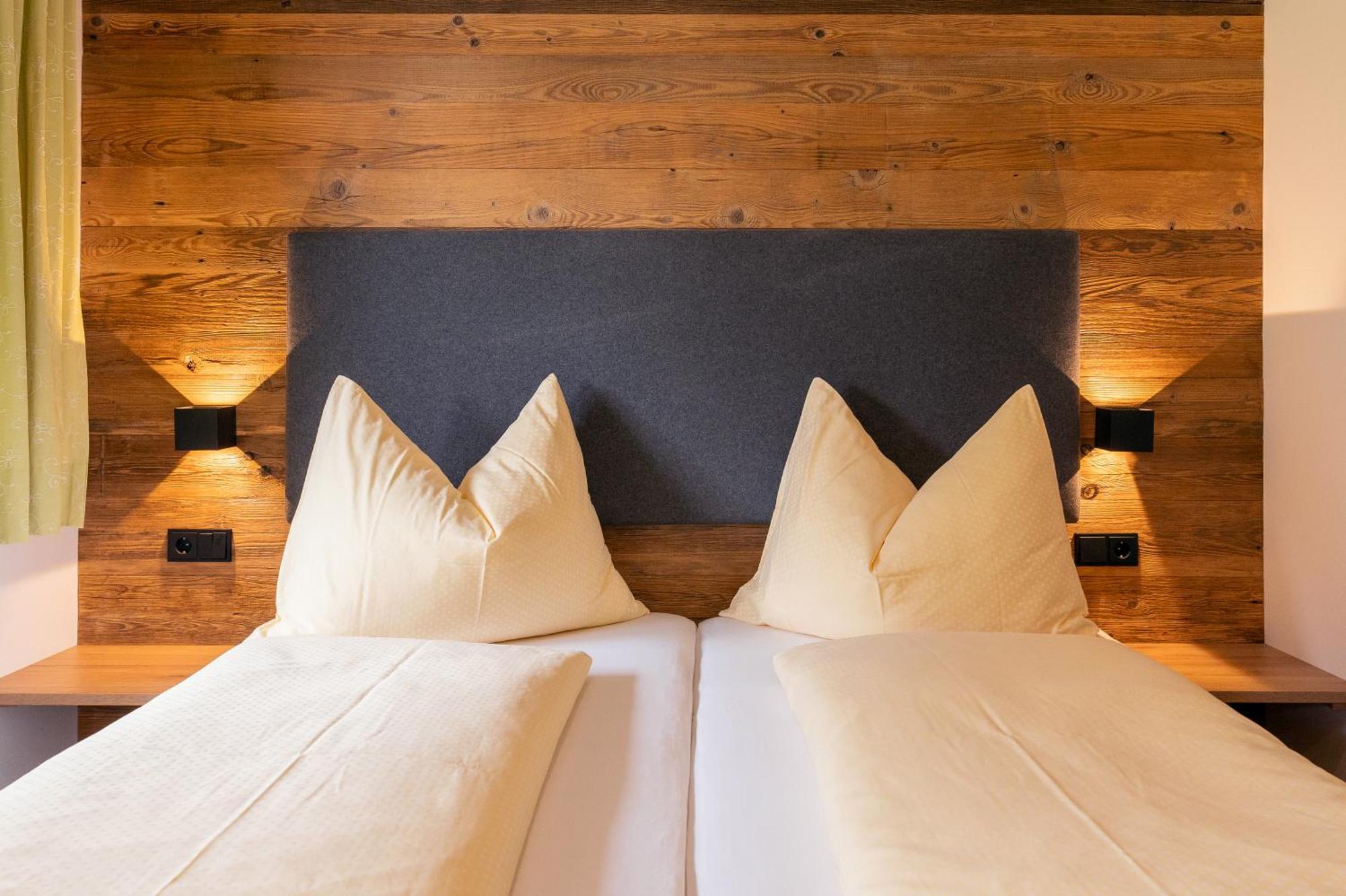 Gaestehaus Kasbichler Saint Wolfgang エクステリア 写真